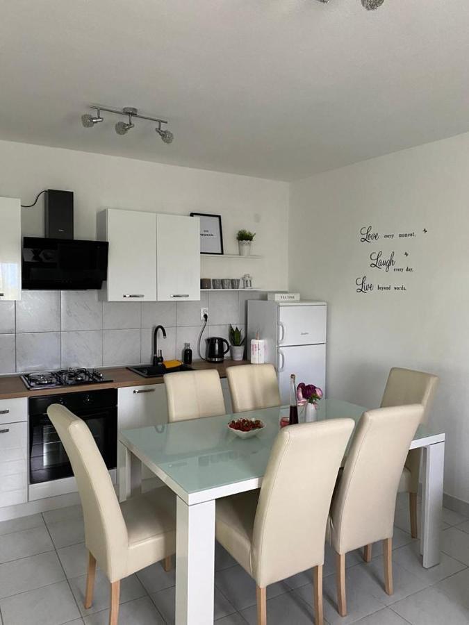 Holiday House Ana Skradin Exterior foto